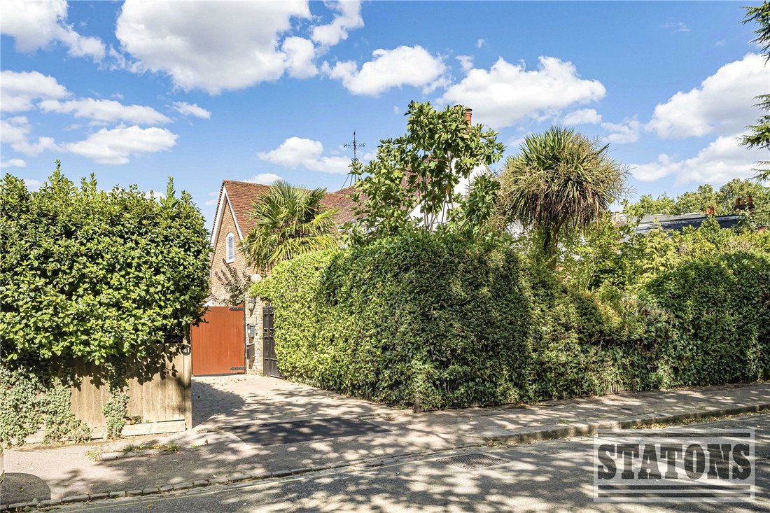 House in Ferney Hill, Enfield, England 2 - 18689484