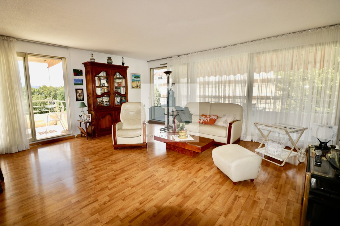Appartement à Zone Est Diffuse, Saint-Tropez, France 4 - 18687520