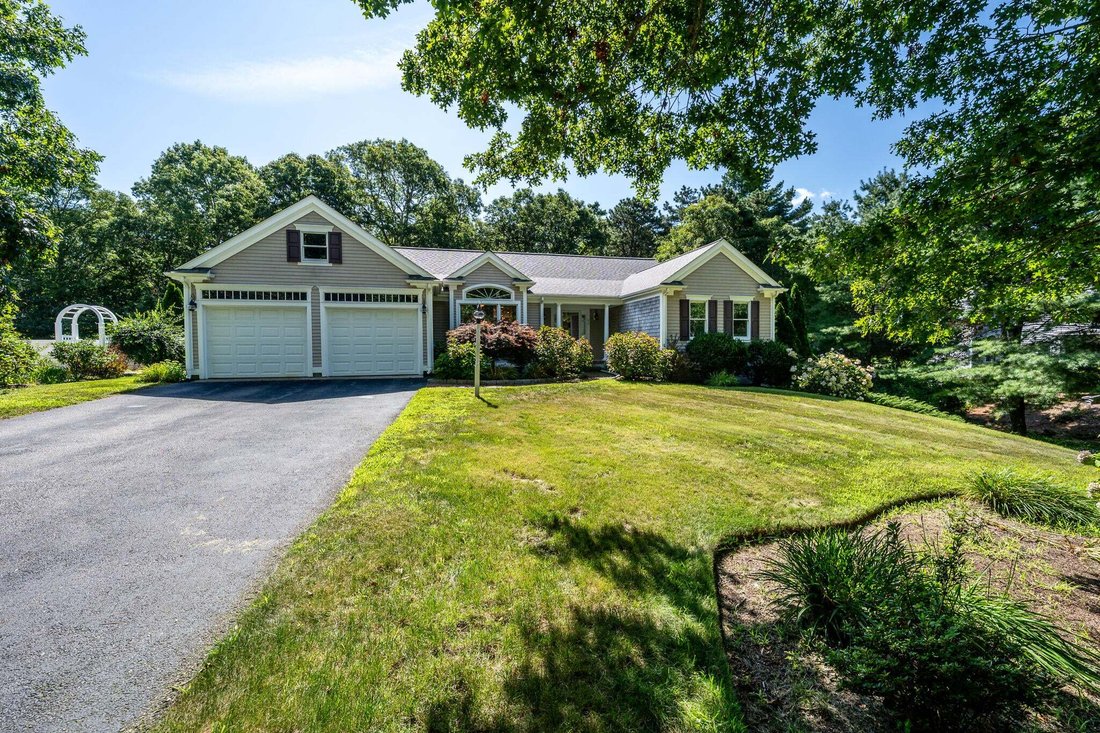 House in Barnstable, Massachusetts, United States 1 - 18689629