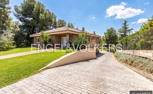 House in Sabadell, Catalonia, Spain 1