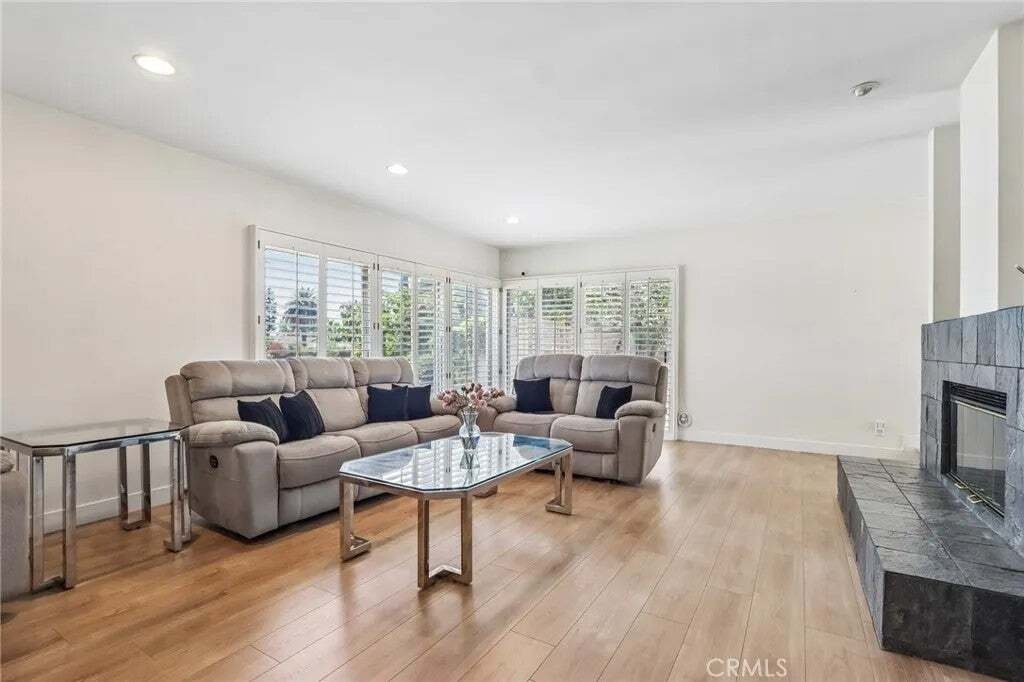 House in Los Angeles, California, United States 5 - 18690496