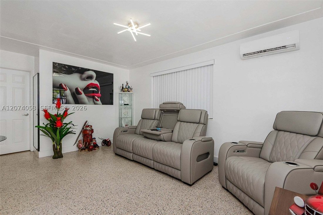 House in Miami, Florida, United States 2 - 18687277