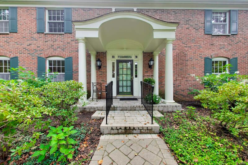 House in Lake Bluff, Illinois, United States 4 - 18691997