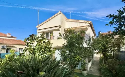Casa en Les Bastides, Antibes, Francia 1