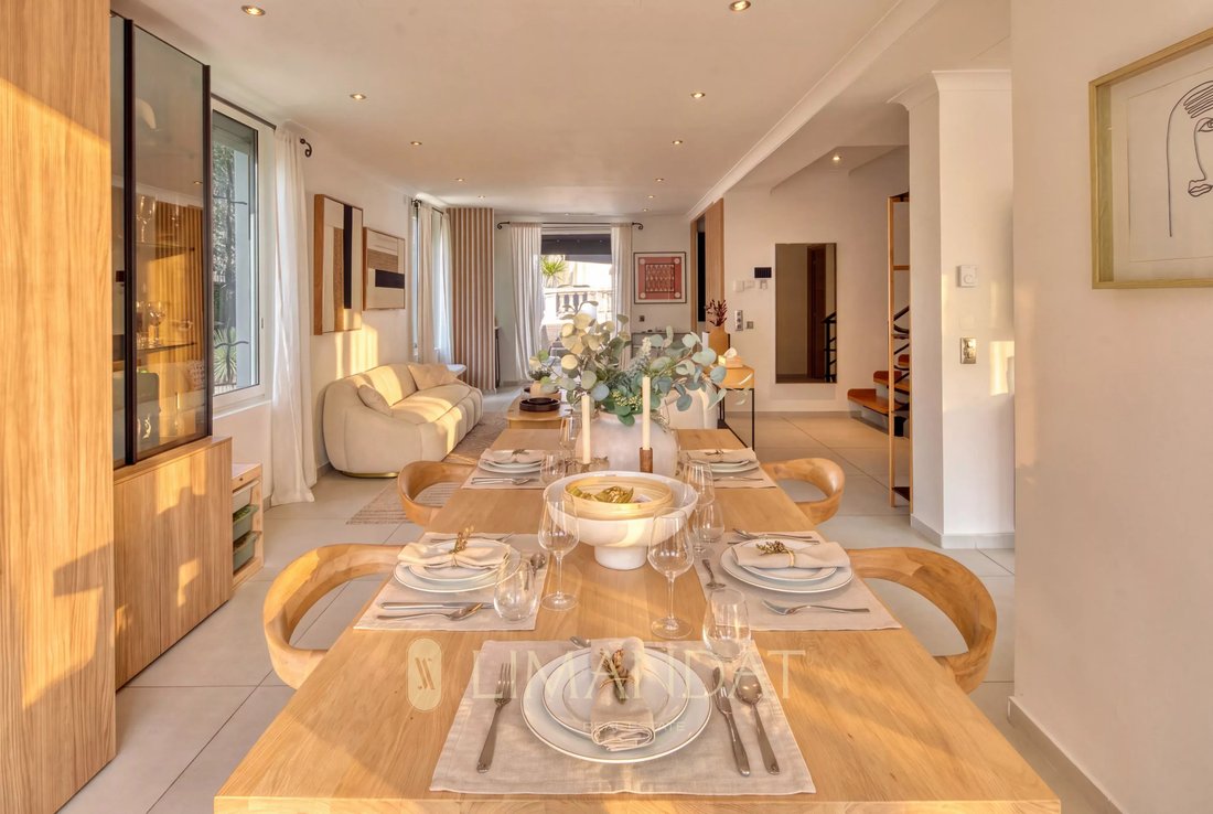 Villa in Sainte Catherine, Le Cannet, France 2 - 18688218