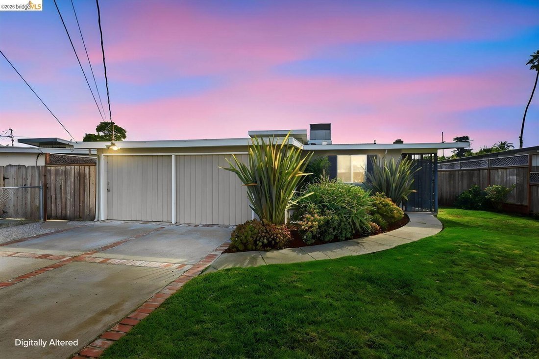 House in East Palo Alto, California, United States 1 - 18687172