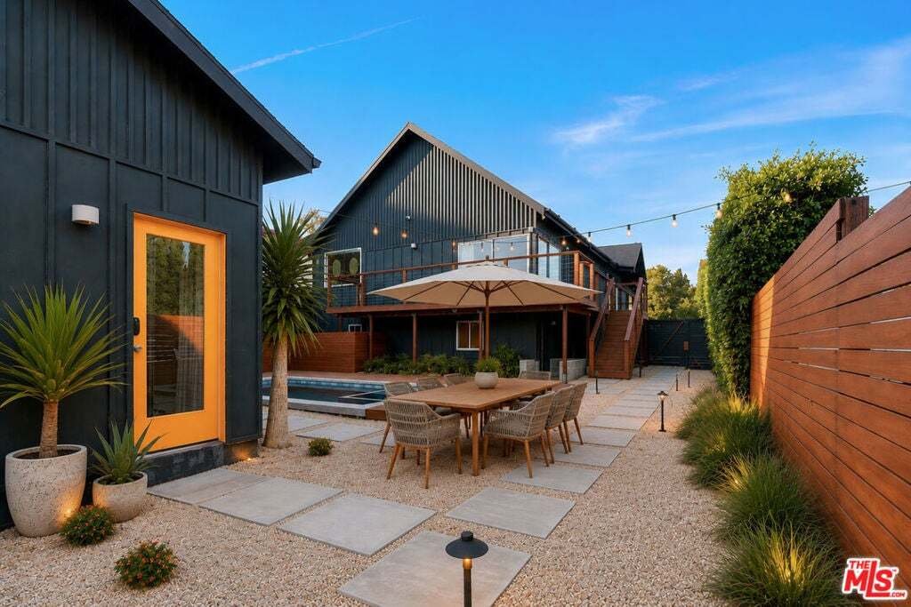 House in Los Angeles, California, United States 2 - 18032962
