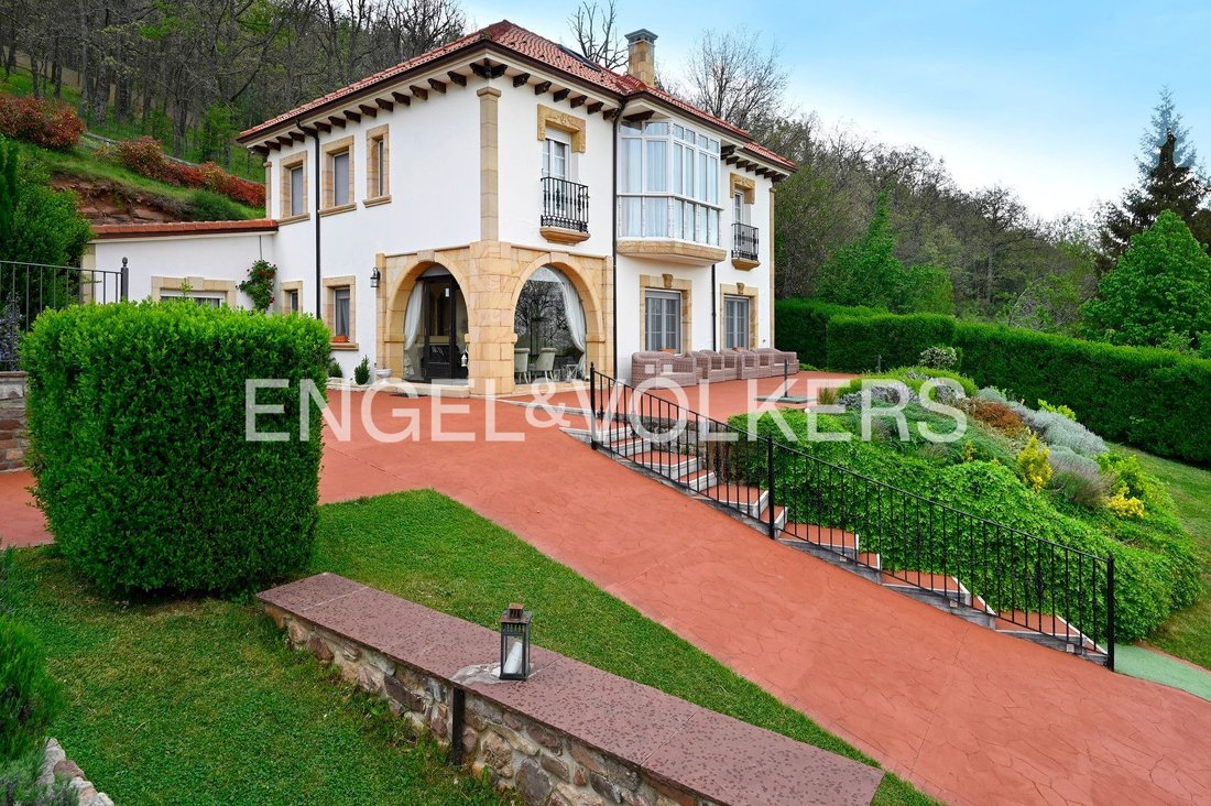 Hermandad de Campoo de Suso, Cantabria, Spain 1 - 17856388