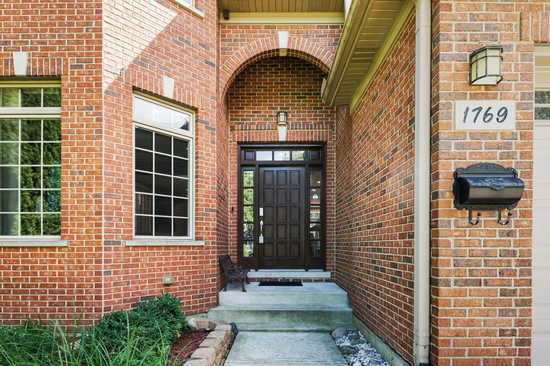 House in Des Plaines, Illinois, United States 3 - 18687766