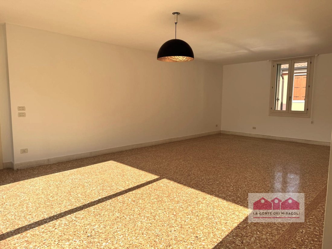 Apartment in Center, Vicenza, Veneto 5 - 18691394