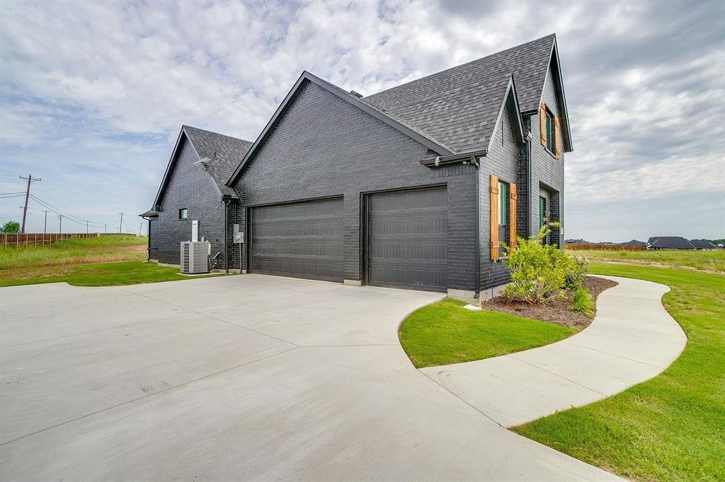House in Waxahachie, Texas, United States 2 - 18690829