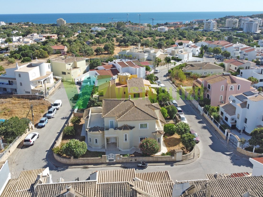 House in Portimao, Algarve, Portugal 1 - 18691266