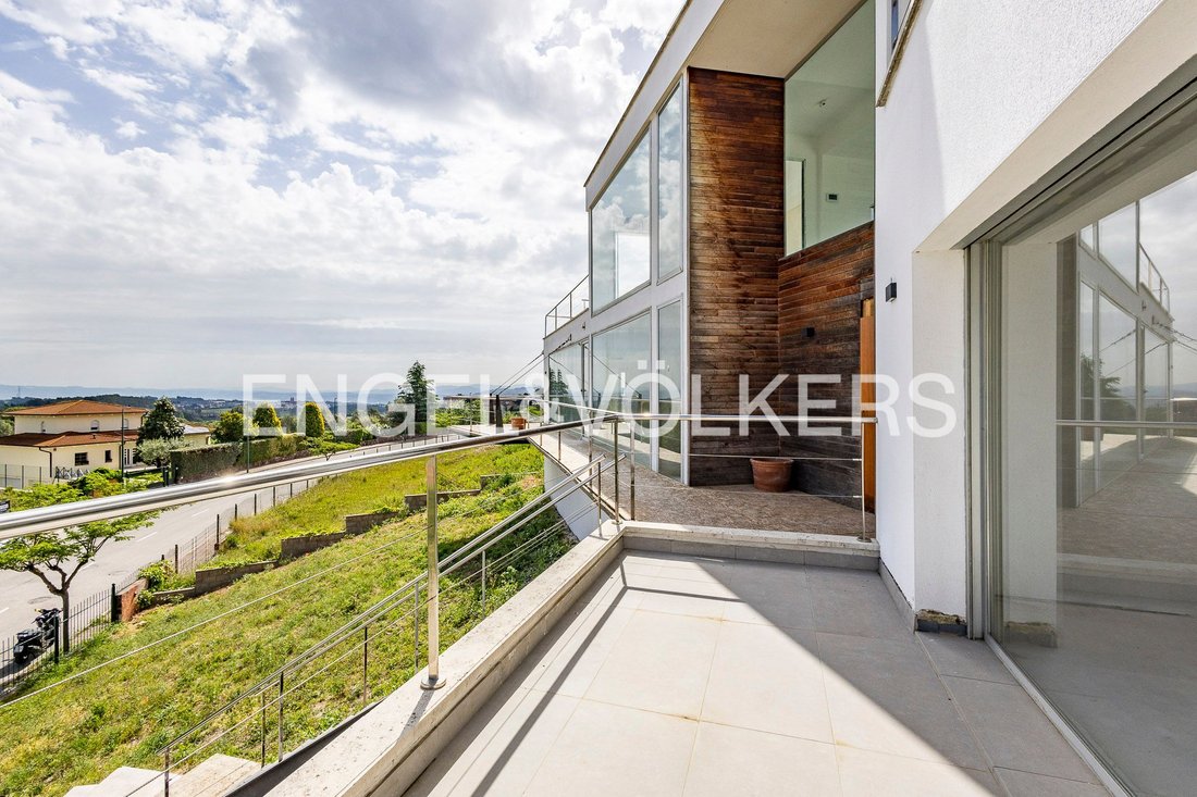 House in Sant Esteve Sesrovires, Catalonia, Spain 4 - 17236979