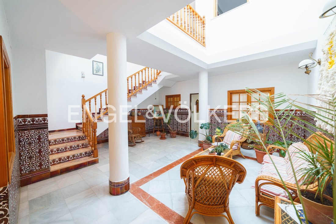 Puerto Real, Andalusia, Spain 5 - 16860019
