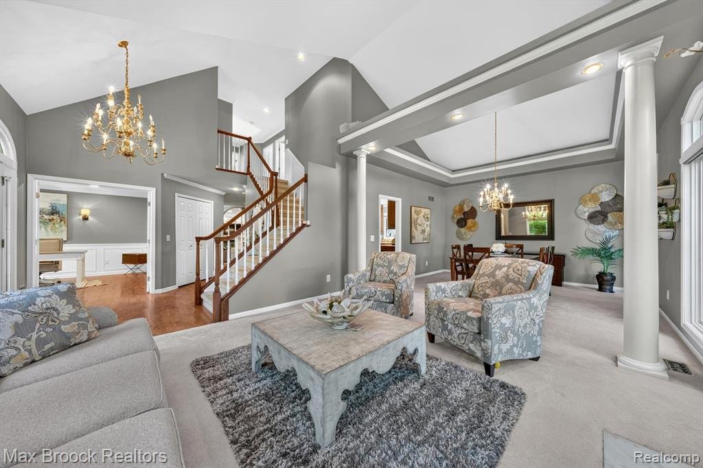 House in Beverly Hills, Michigan, United States 3 - 18684709