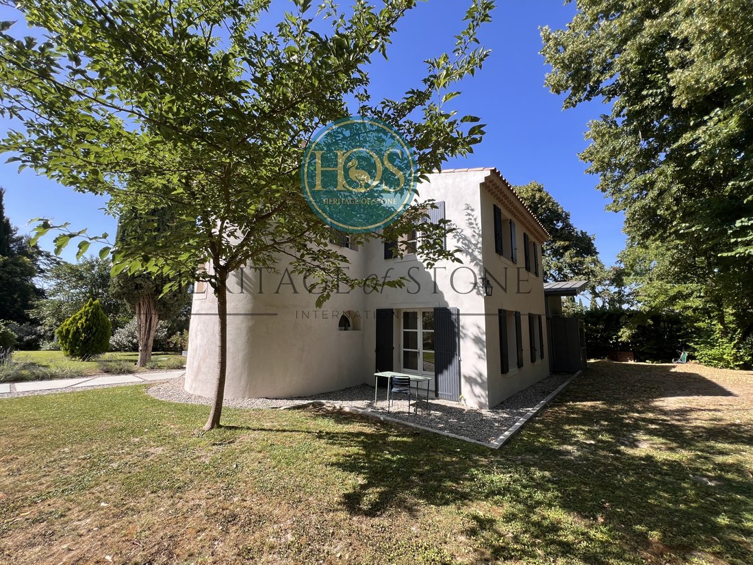 Villa in Grand Sud- Aix la Duranne, Aix-en-Provence, France 5 - 18690962