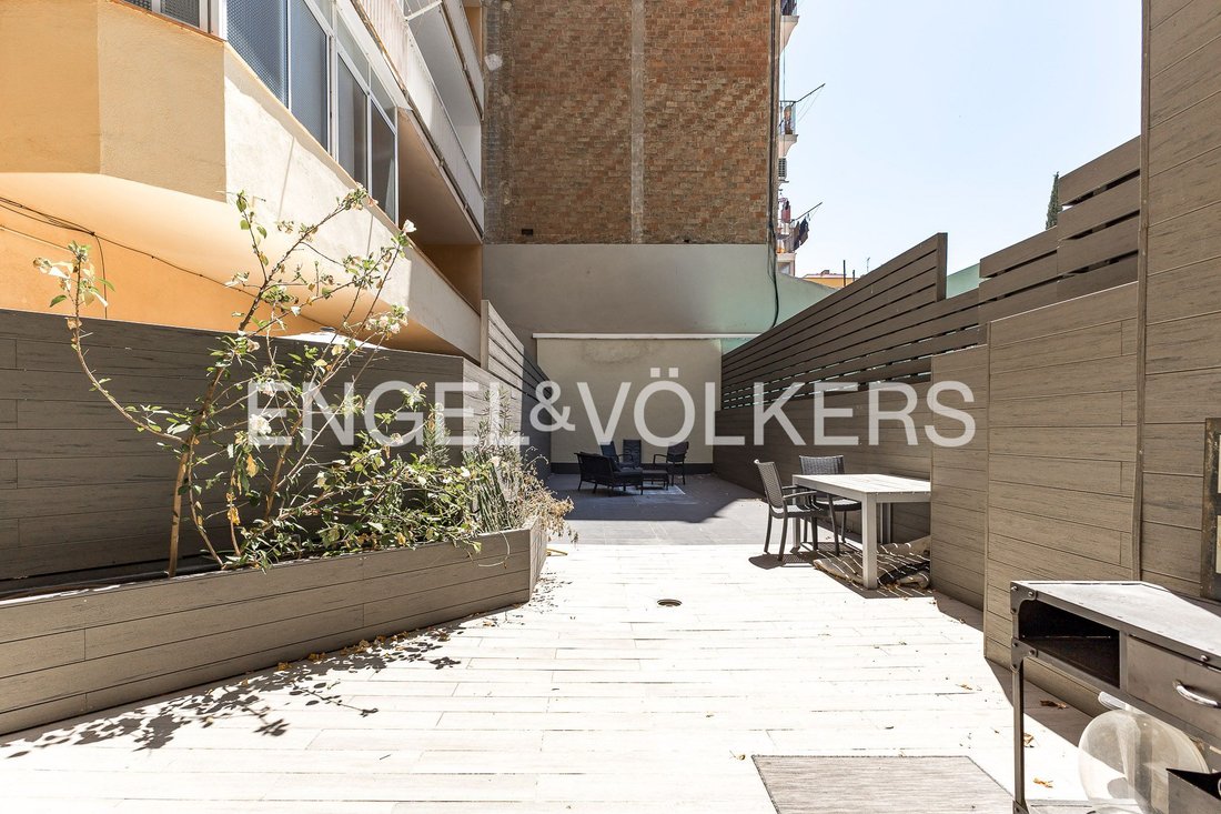 Appartamento a Eixample, Barcellona, Spagna 2 - 18340562