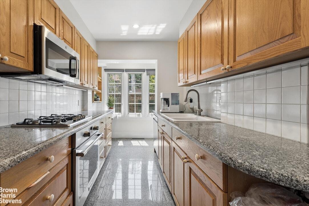 Townhouse in New York, New York, United States 2 - 18689541