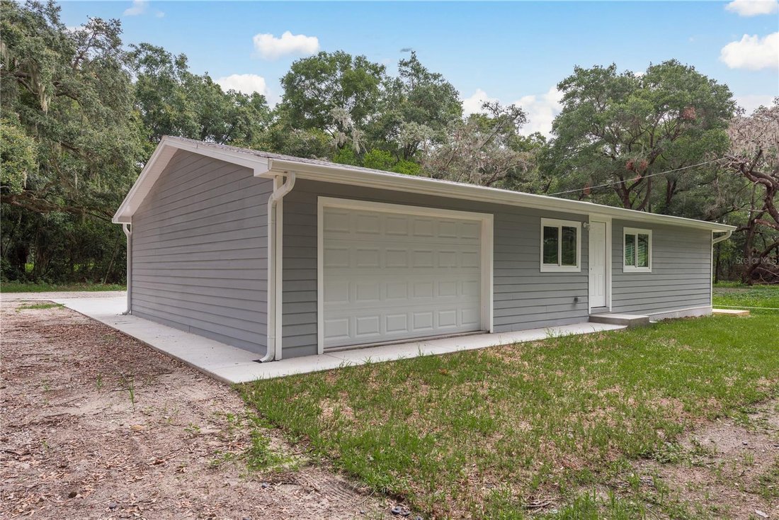 Land in New Port Richey, Florida, United States 3 - 18687636