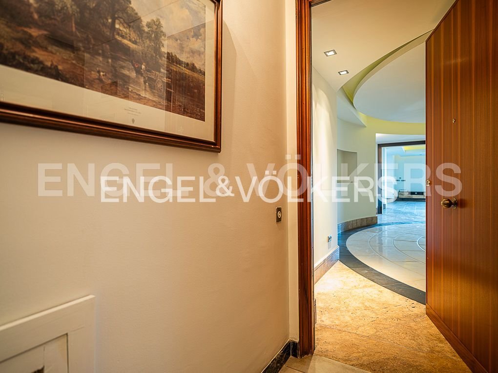 Apartment in Los Remedios, Seville, Spain 4 - 13144941