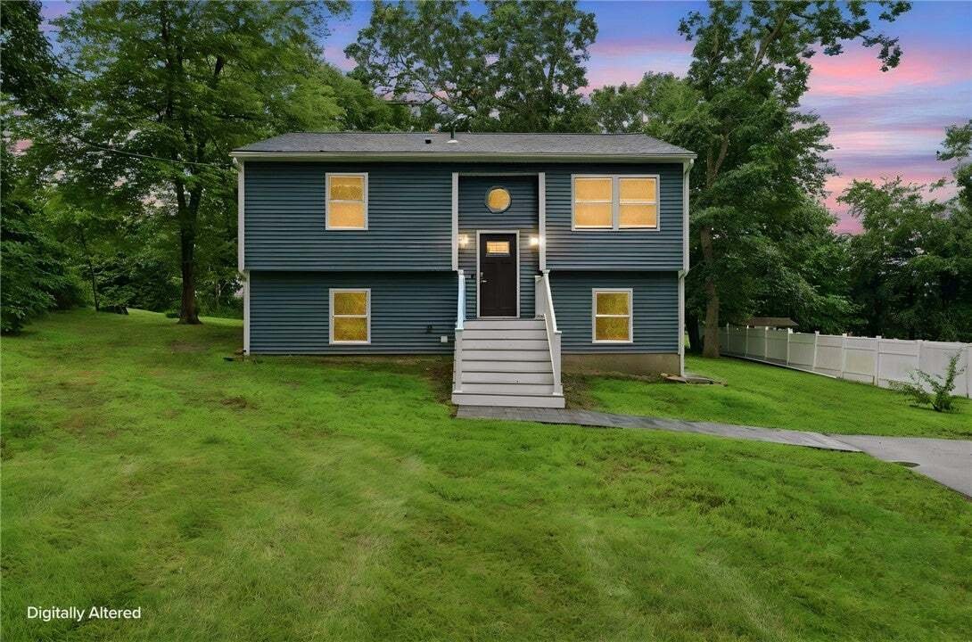 House in Westerly, Rhode Island, United States 4 - 18689382
