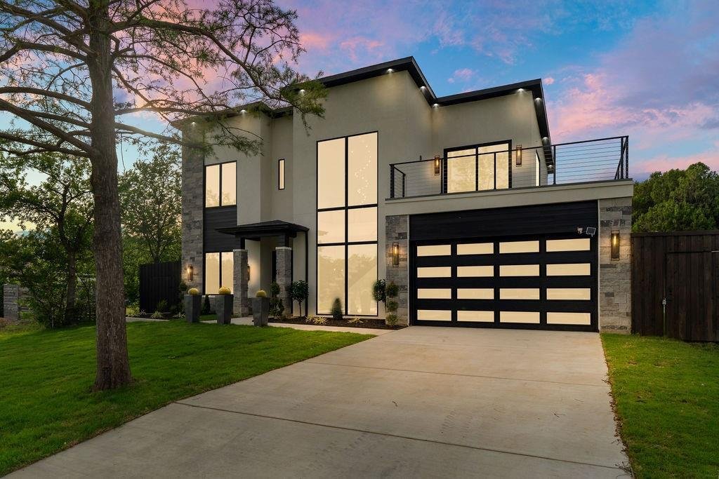 House in Farmers Branch, Texas, United States 1 - 18690773