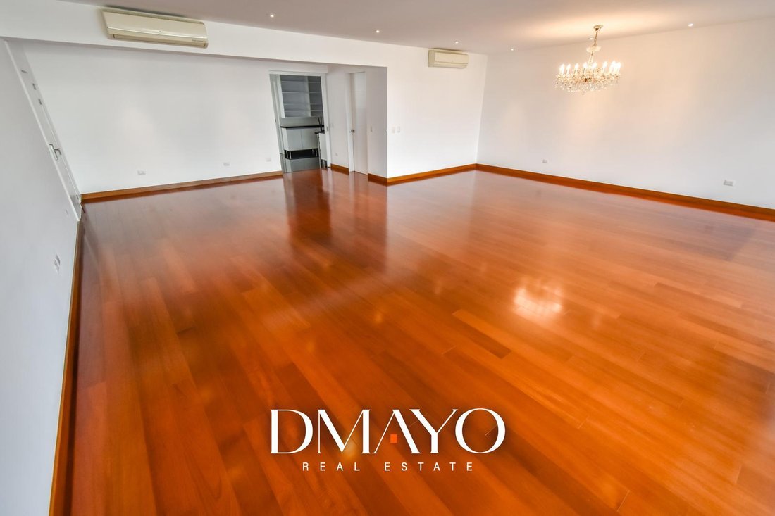 Apartment in Lima, Belarus 4 - 18688785