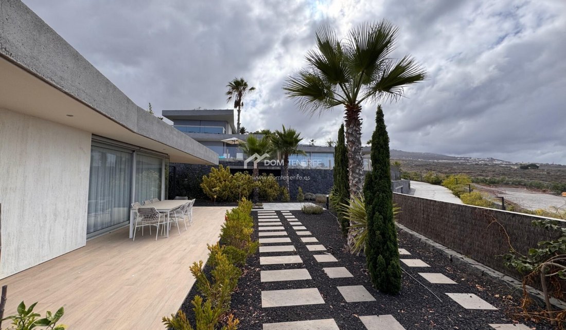 Villa in Guia de Isora, Canary Islands, Spain 4 - 18688137