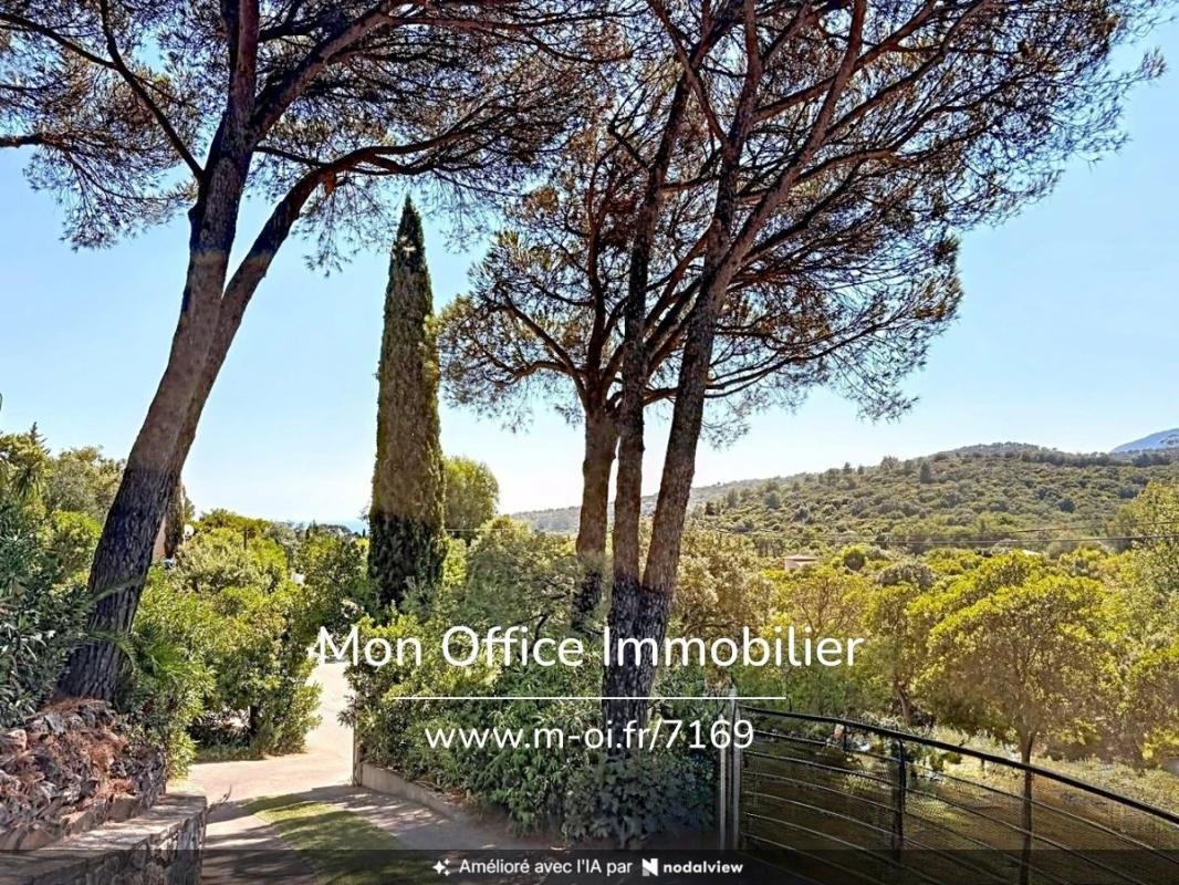 House in La Croix-Valmer, Provence-Alpes-Côte d'Azur, France 3 - 18689341