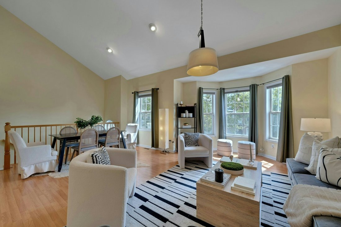 Townhouse in Nutley, New Jersey, United States 4 - 18680451