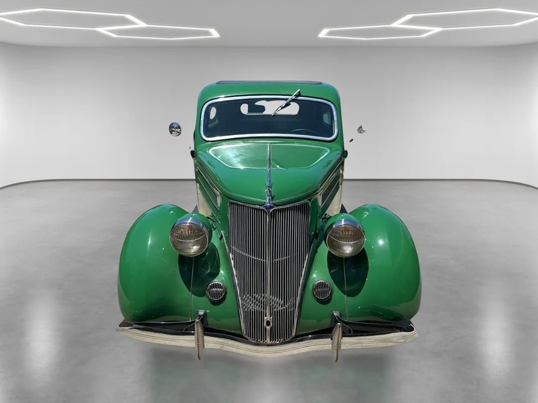 Coupe in Lomita, CA, United States 2 - 16833846