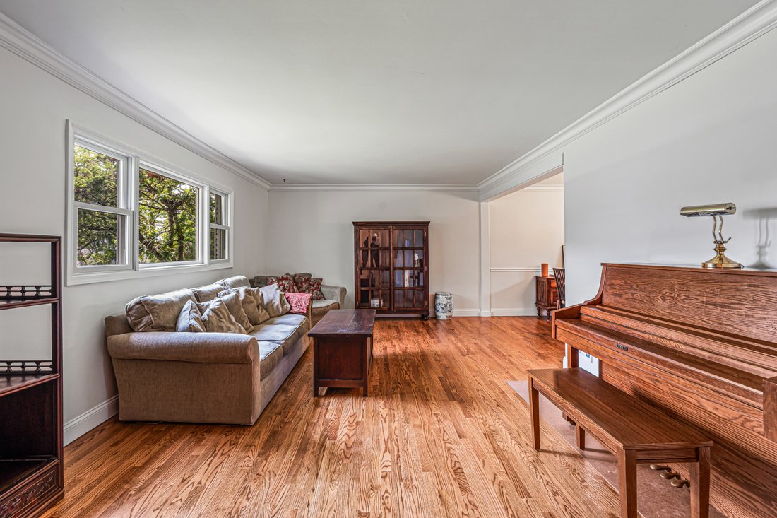 House in Port Washington, New York, United States 4 - 18686406