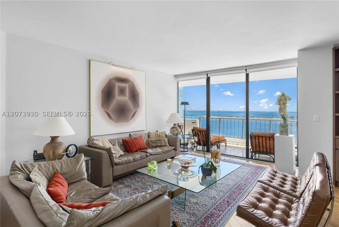 Condo in Miami, Florida, United States 1 - 18689943