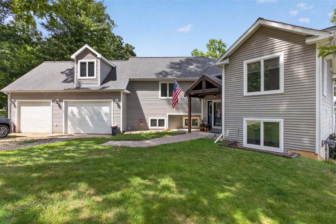 House in Horton, Michigan, United States 2 - 18307287