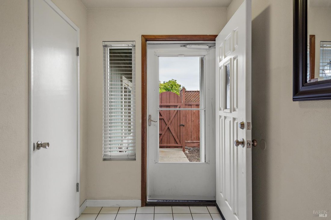 House in Cotati, California, United States 5 - 18689059