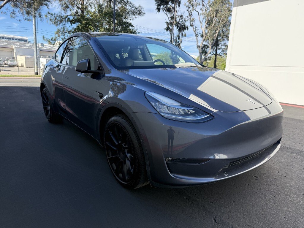 Tesla Model Y in San Diego, CA, United States 2 - 18689800