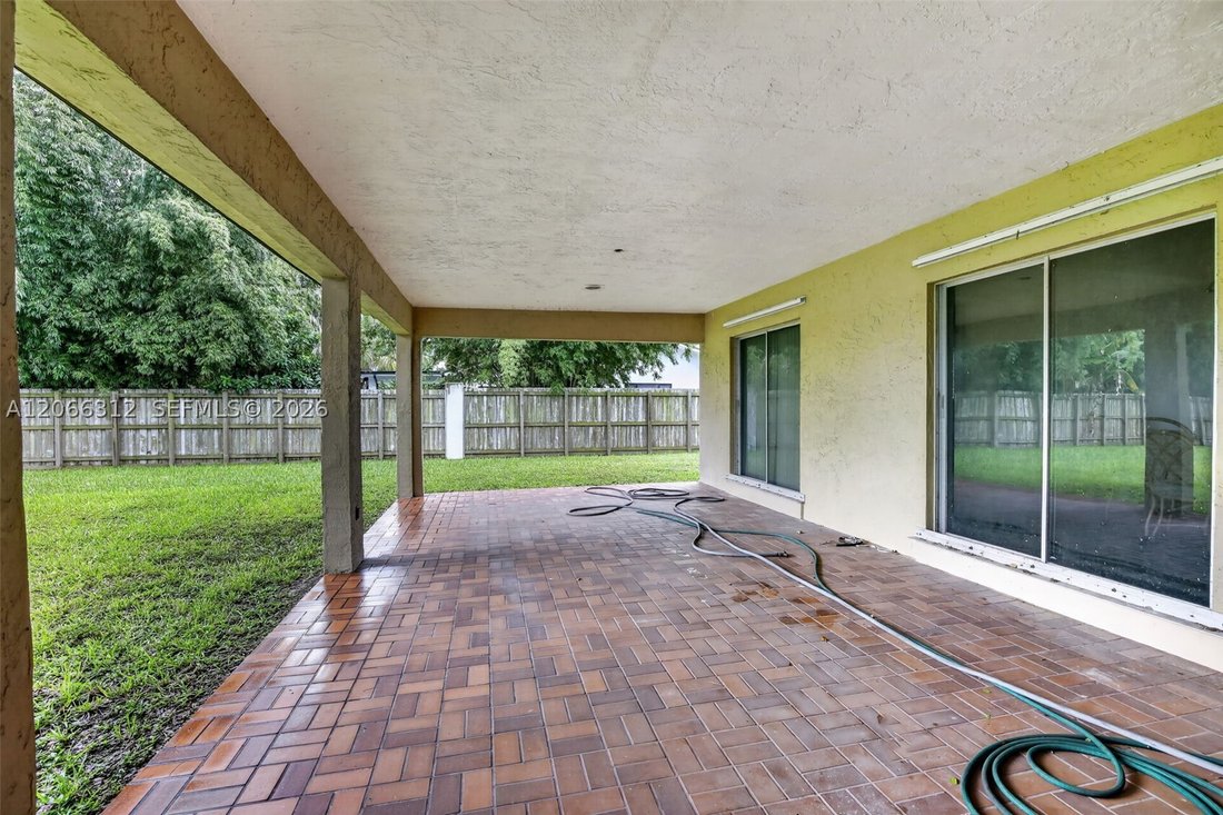 House in Miramar, Florida, United States 5 - 18687735