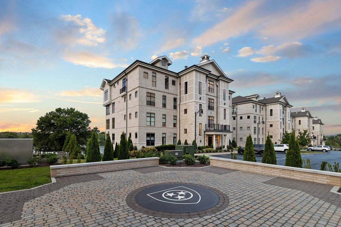 Condo in Gallatin, Tennessee, United States 5 - 18690293