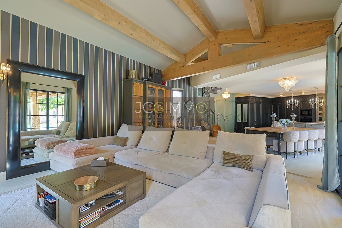 Villa en Solliès-Toucas, Provenza-Alpes-Costa Azul, Francia 3 - 18690971