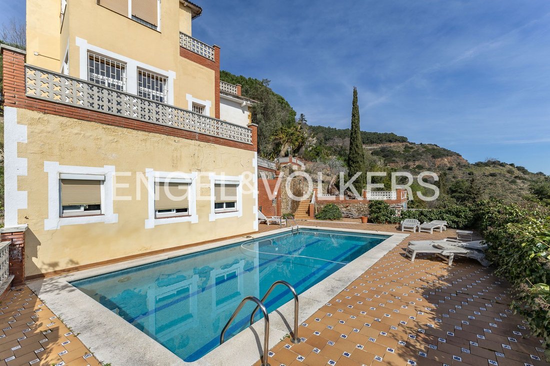 Villa in Horta-Guinardó, Barcelona, Spain 3 - 17304593