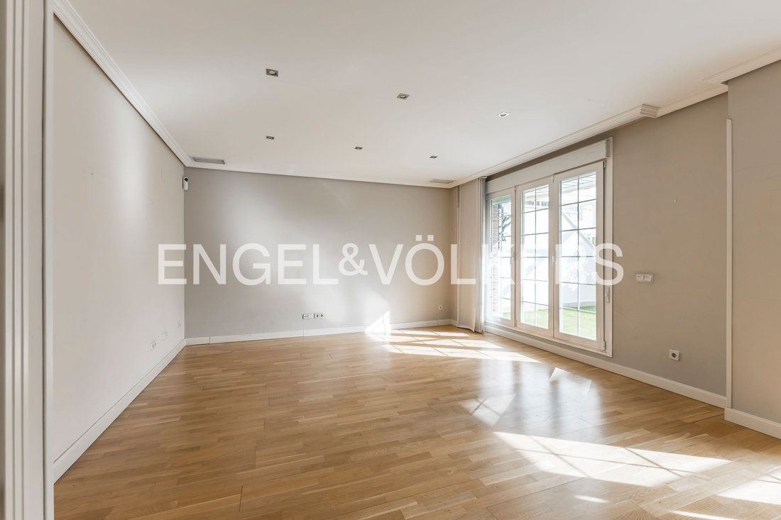 Apartment in Hortaleza, Madrid, Spain 4 - 17708760