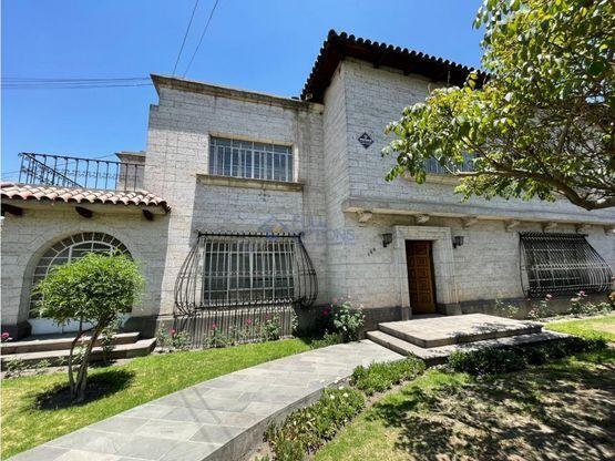 House in Arequipa, Belarus 1 - 18688847