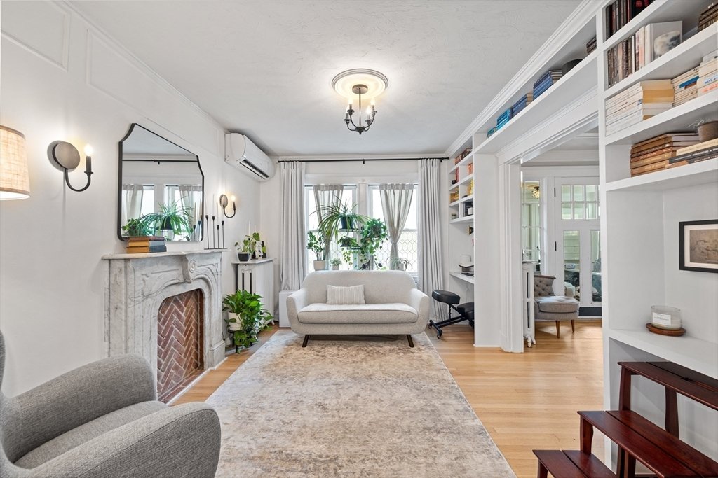 Condo in Boston, Massachusetts, United States 5 - 18688013