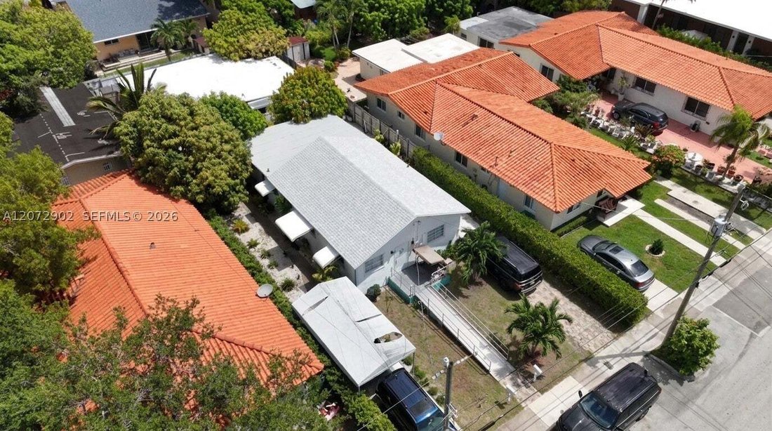 House in Miami, Florida, United States 5 - 18689899
