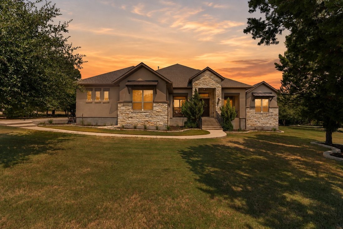 House in Georgetown, Texas, United States 2 - 18690735