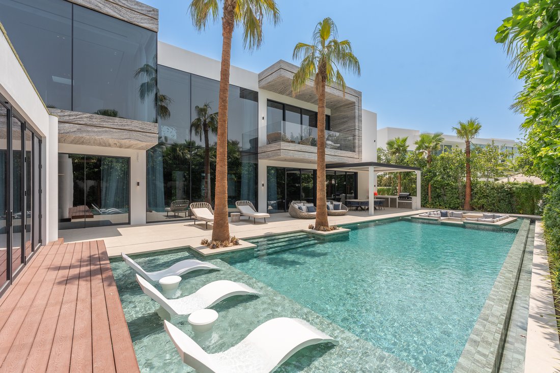 Villa in Wadi Al Safa 3, Wadi Al Safa, Dubai 2 - 18688258