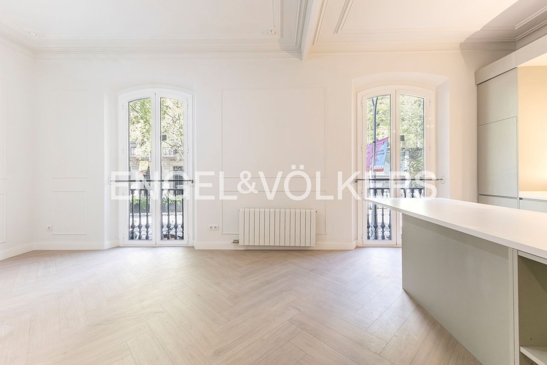 Apartment in Eixample, Barcelona, Spain 5 - 17631962
