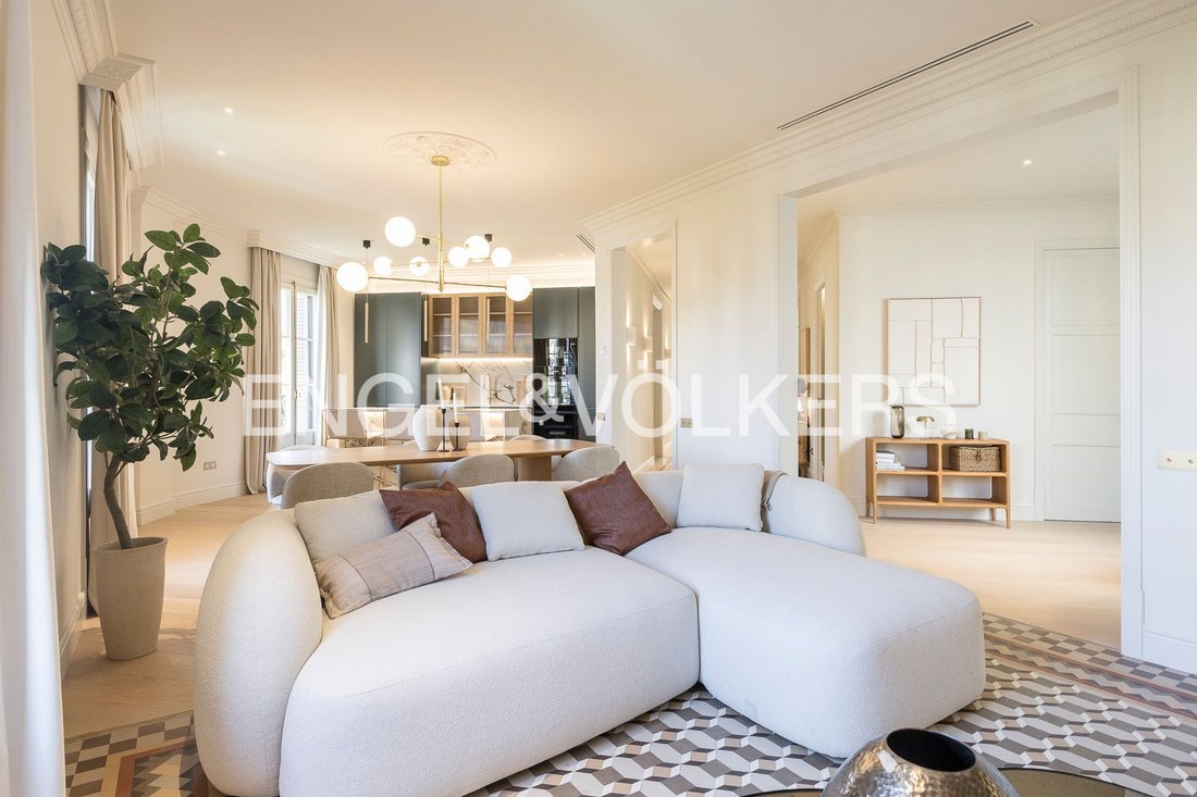 Apartment in Eixample, Barcelona, Spain 2 - 17738671