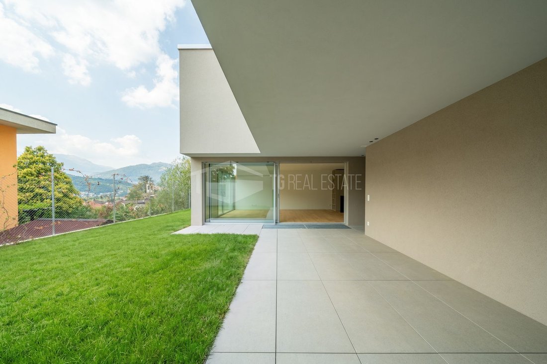 House in Lugano, Ticino, Switzerland 2 - 18689205