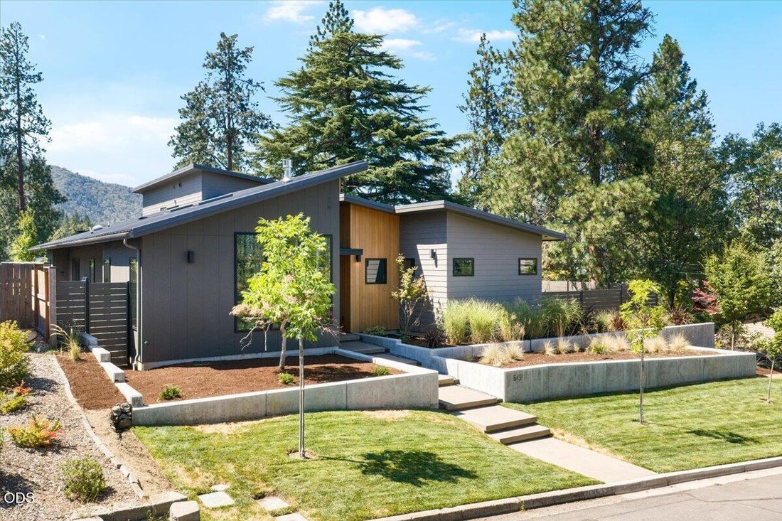 House in Ashland, Oregon, United States 2 - 18689288